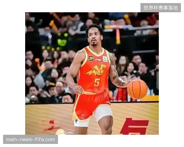 广厦外援布朗三分线外手感火热，但全队16次失误葬送系列赛最终战